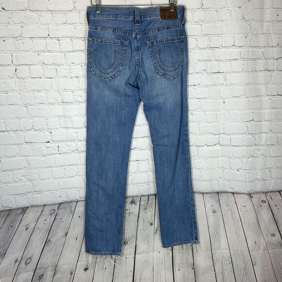 True Religion Mens Geno Relaxed Slim Jeans size 29 Light Wash Distressed Hem - Picture 7 of 12